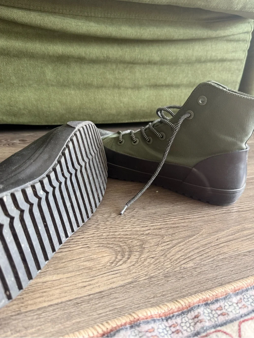 Hunter Men's Olive Green High-Top Waterproof Boots
